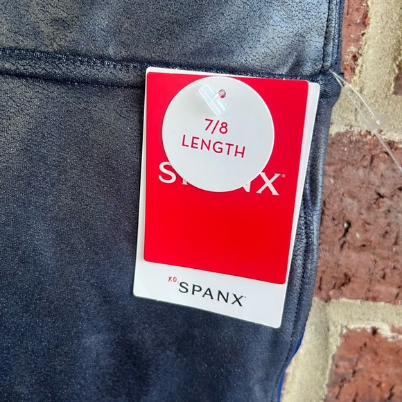 SPANX Faux Leather 7/8 Track Stripe Legging Size Medium - Picture 7 of 14